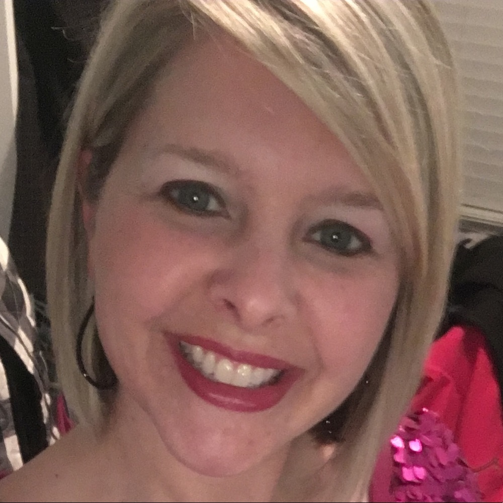 Meet your Posher, Julie